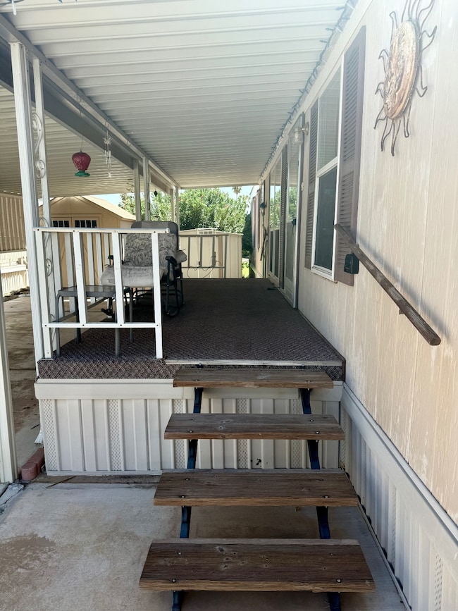 1079 S Avenue B unit 24, Yuma, AZ 85364 - photo 4