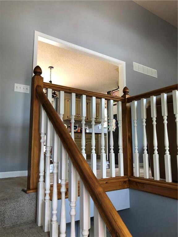 502 Belmont Dr, Raymore, MO 64083 - photo 4