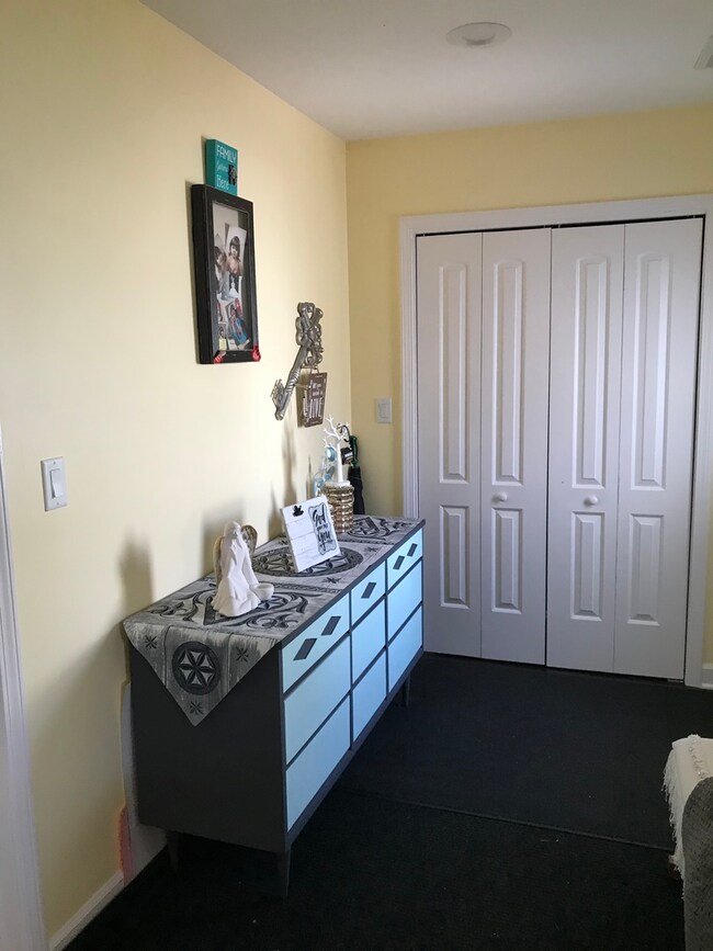 2102 Wren Ln, Rolling Meadows, IL 60008 - photo 2