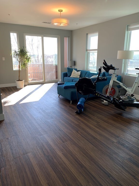 408 E 8th St unit 2, Boston, MA 02127 - photo 6