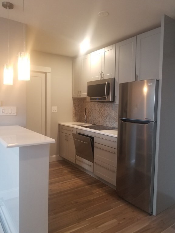 16-18 Walk Hill St unit 10, Jamaica Plain, MA 02130 - photo 7