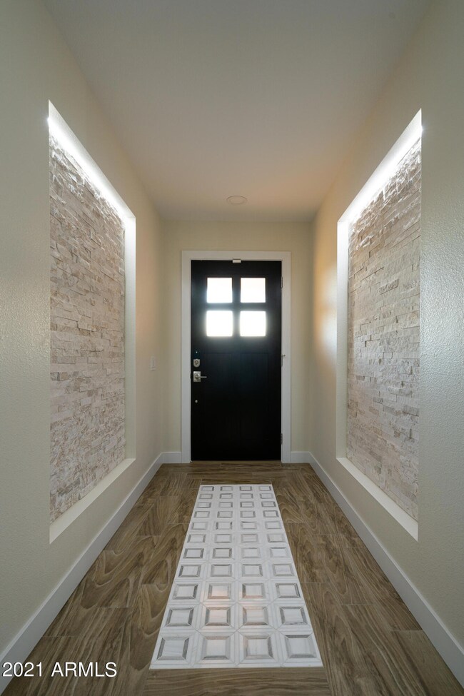 Lighted Walls in Entry
