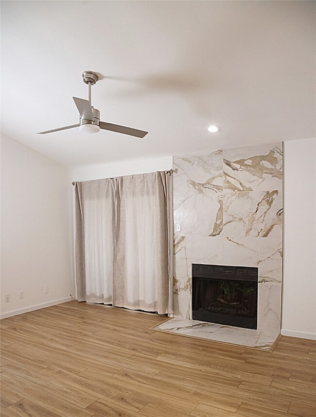 1105 Calico Ln unit 1622, Arlington, TX 76011 - photo 2