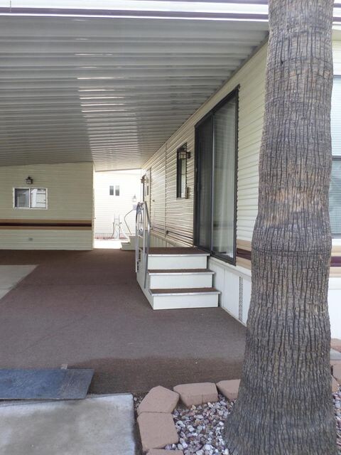 FRONT ENTRY STEPS