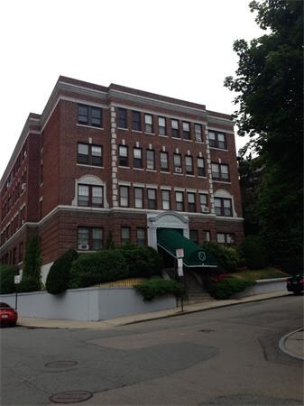 4 Chiswick Rd unit 4, Brighton, MA 02135 - photo 6