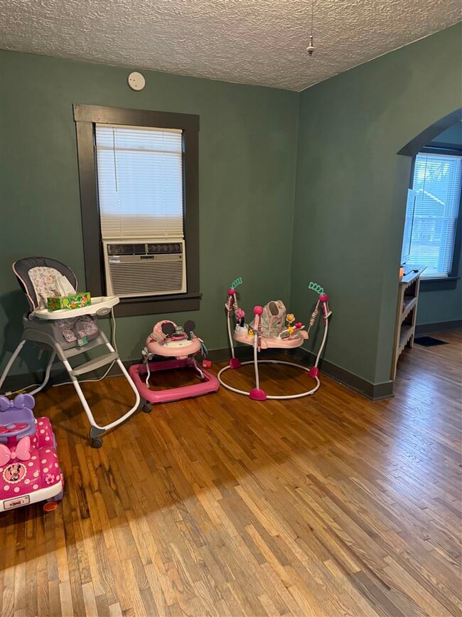 409 S 3rd St, Farmersburg, IN 47850 - photo 5