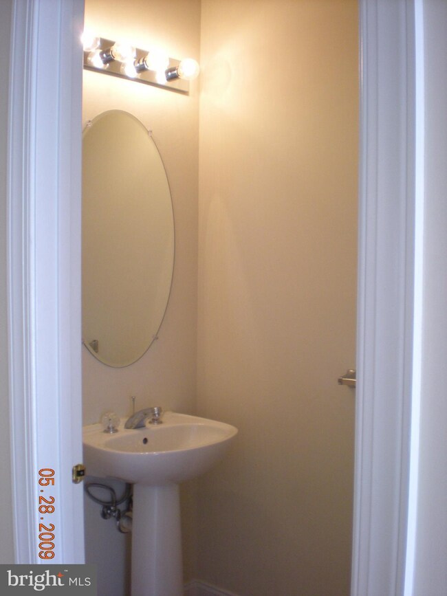 22229 Trentworth Way, Clarksburg, MD 20871 - photo 5