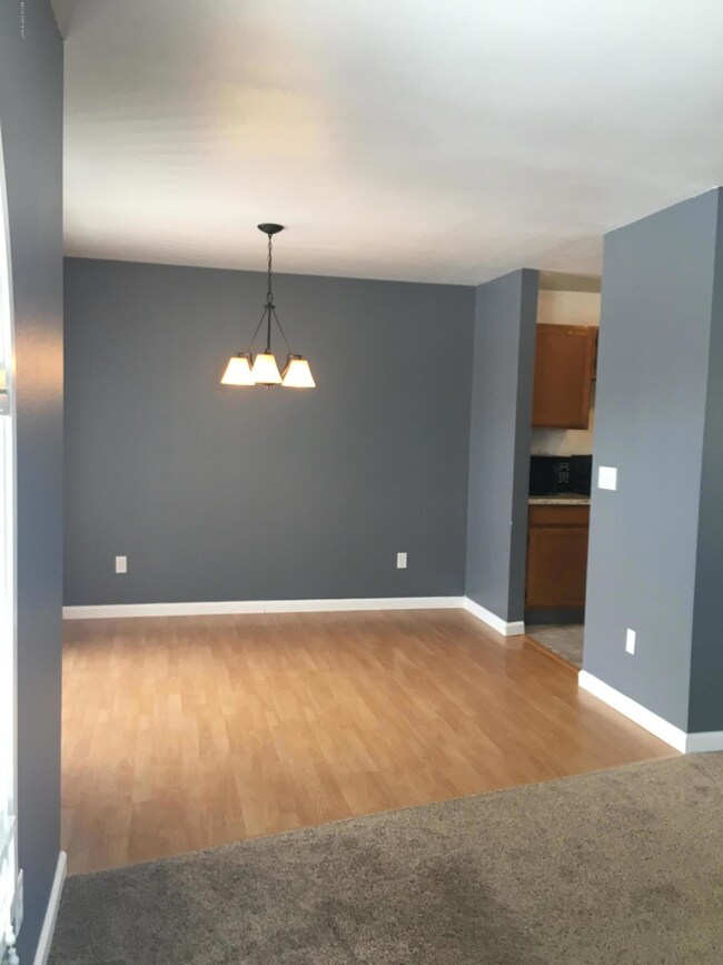 6142 Doil Cir, Anchorage, AK 99507 - photo 4