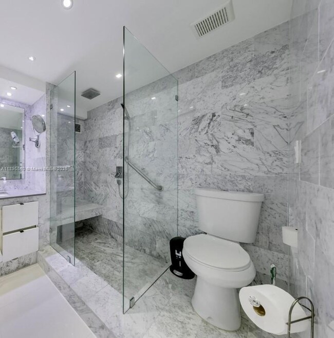 The Presidential unit 624, Miami Beach, FL 33139 - photo 5