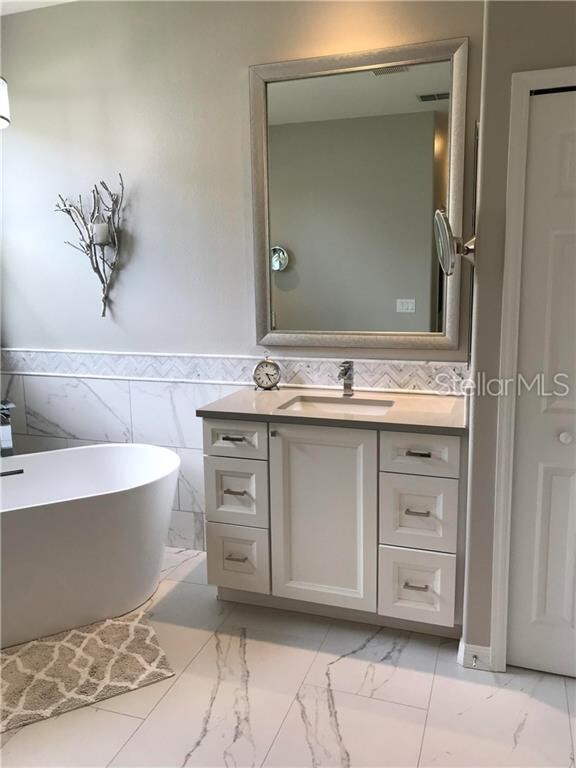 11573 Vicolo Loop, Windermere, FL 34786 - photo 3