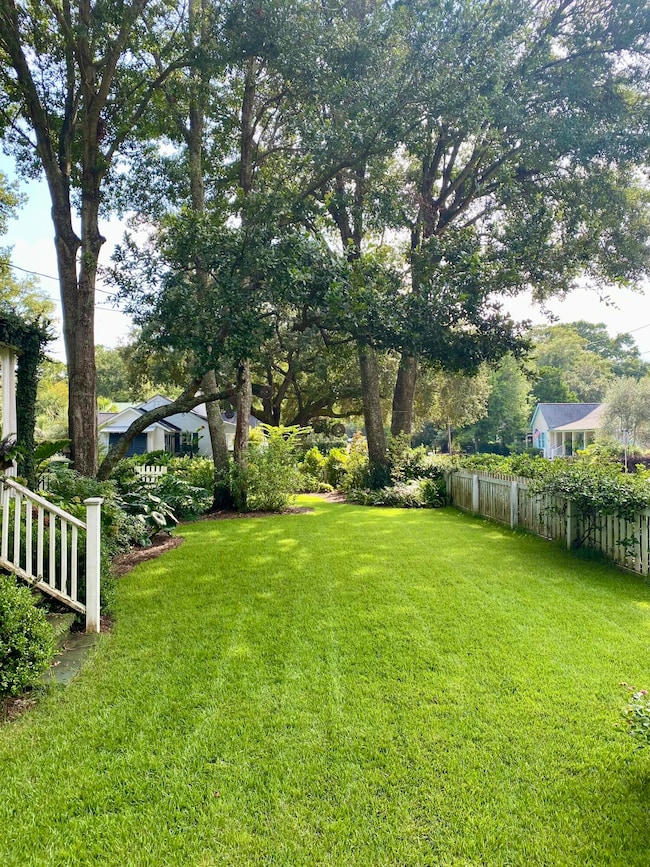 647 Adluh St, Mount Pleasant, SC 29464 - photo 7