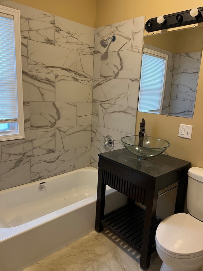 unlisted-address, Hazel Crest, IL 60429 - photo 3