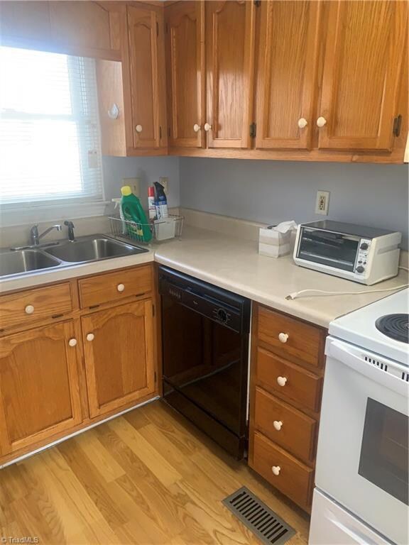 920 Mark Ave unit A & B, Asheboro, NC 27205 - photo 7