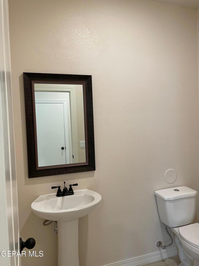 10708 Aaron St, El Paso, TX 79924 - photo 3