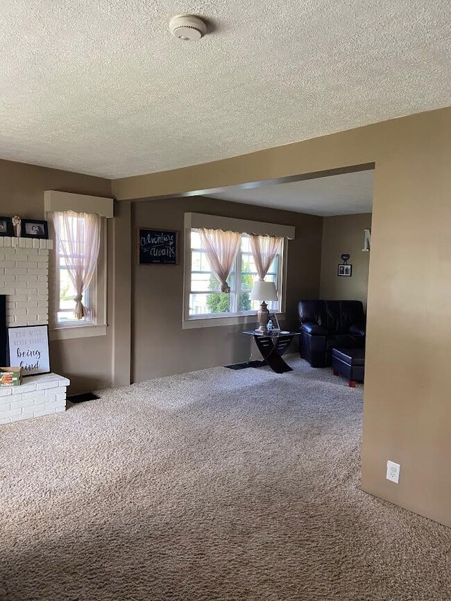 35 Park St, Lucas, OH 44843 - photo 2