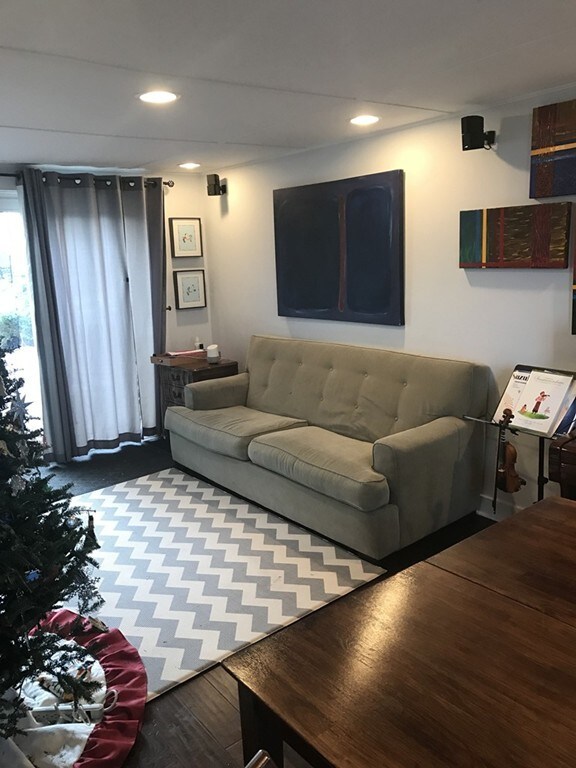 19 Buckman St, Woburn, MA 01801 - photo 3