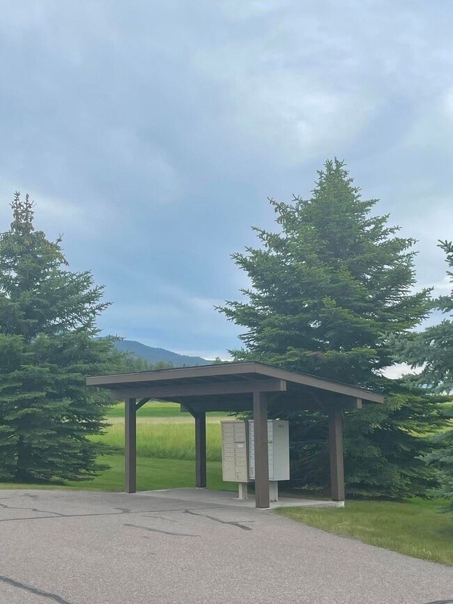 168 Wood Ridge Dr, Columbia Falls, MT 59912 - photo 7