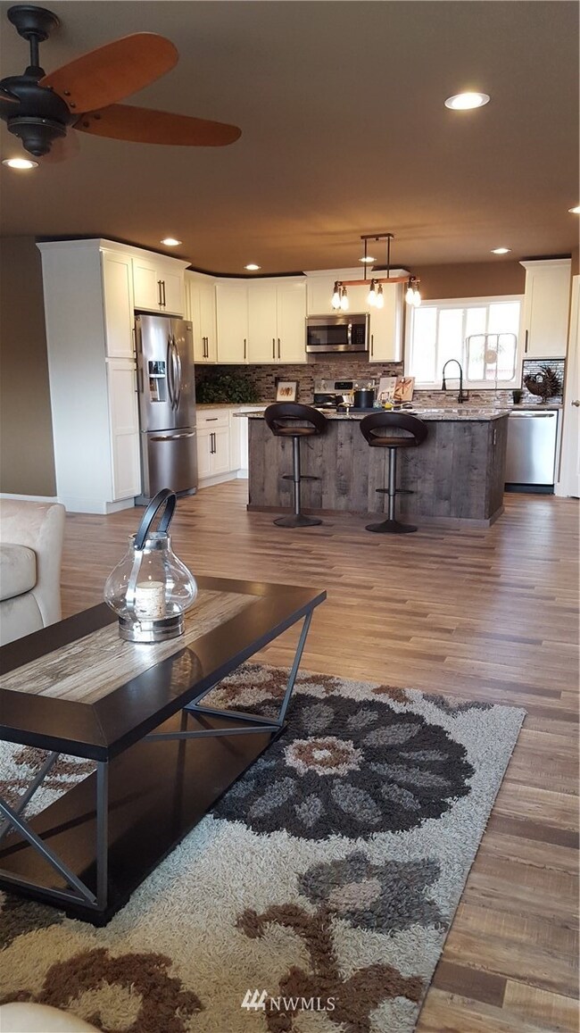 9513 304th St E, Graham, WA 98338 - photo 3