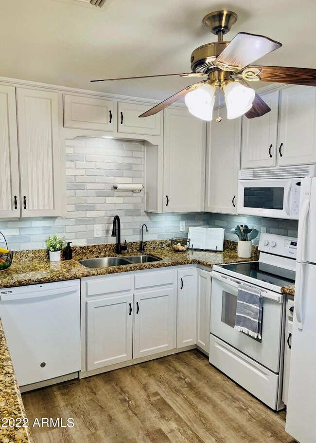 Kitchen 1
