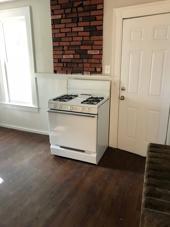 62 Rivers Ave unit 2, Chicopee, MA 01013 - photo 5