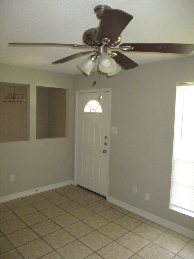 10135 Whitebrook Dr, Houston, TX 77038 - photo 2