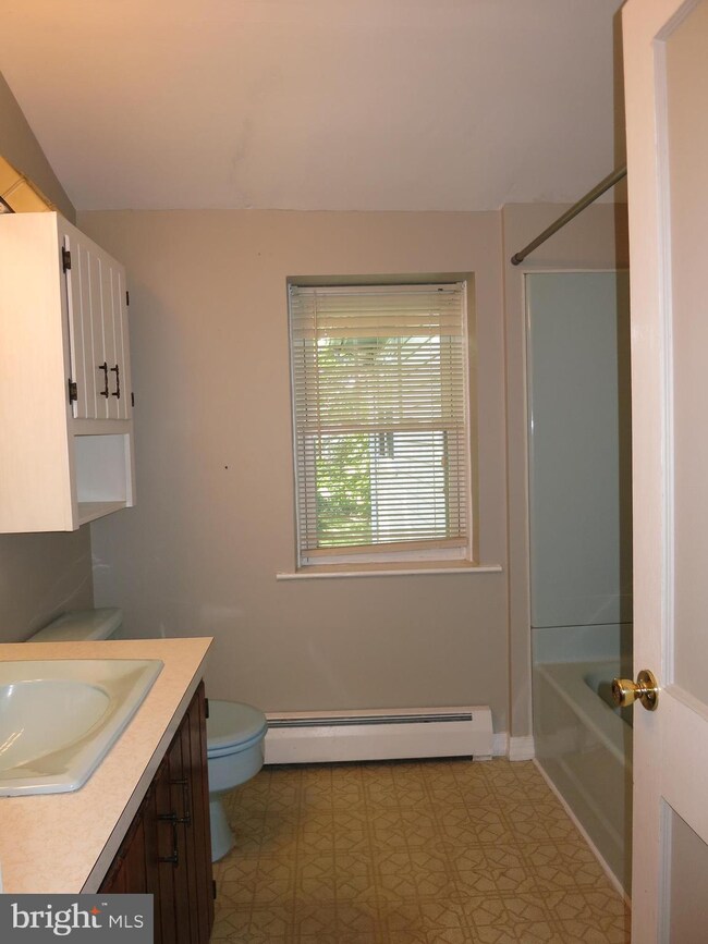 1014 Unit B Quarry Rd, Perkasie, PA 18944 - photo 7