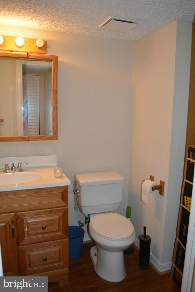 1286 Holmespun Dr, Pasadena, MD 21122 - photo 4