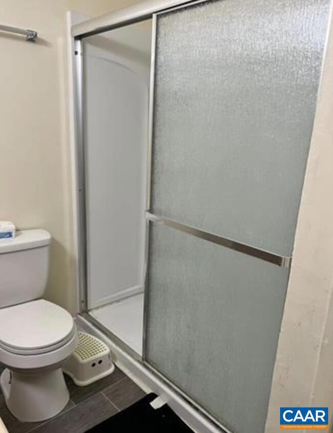 1215 Wertland St unit A21, Charlottesville, VA 22903 - photo 7