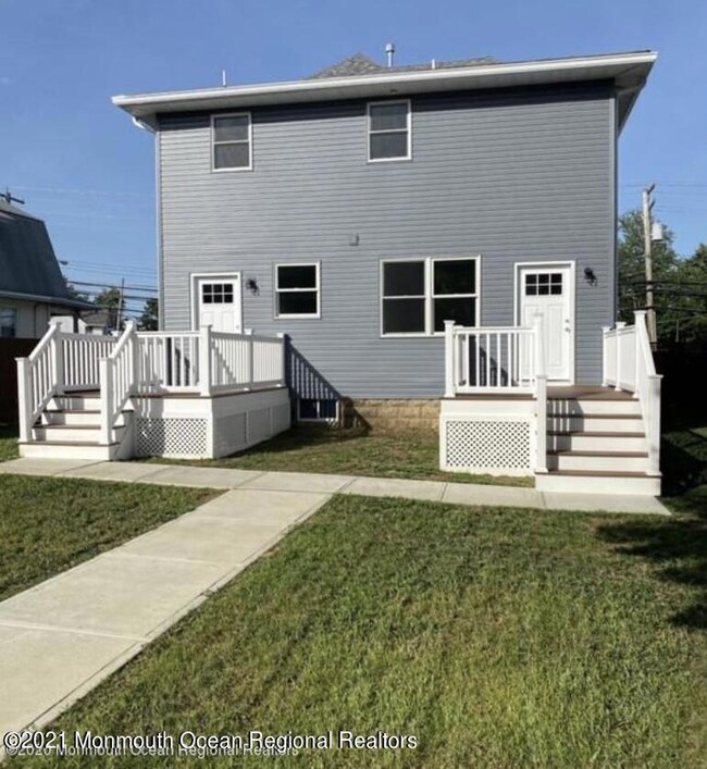 REAR OF HOME