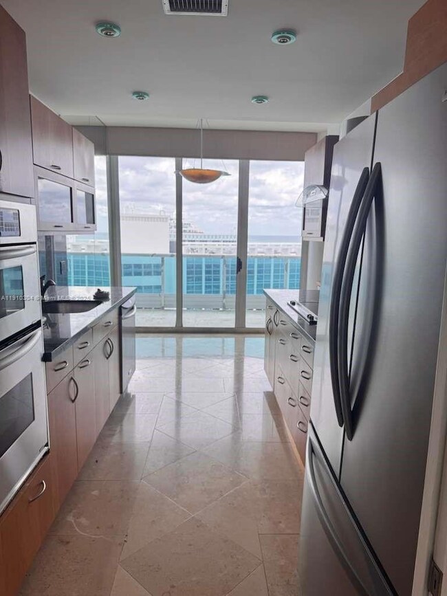 Copabella unit 1602, Miami Beach, FL 33140 - photo 6