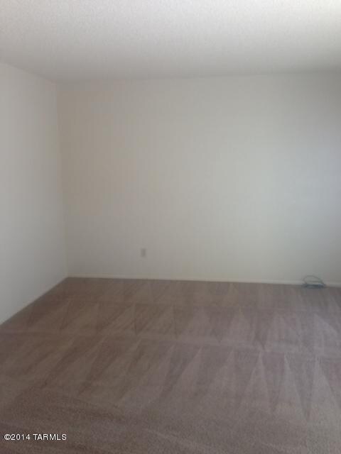 1233 E Halcyon Rd unit 2, Tucson, AZ 85719 - photo 4