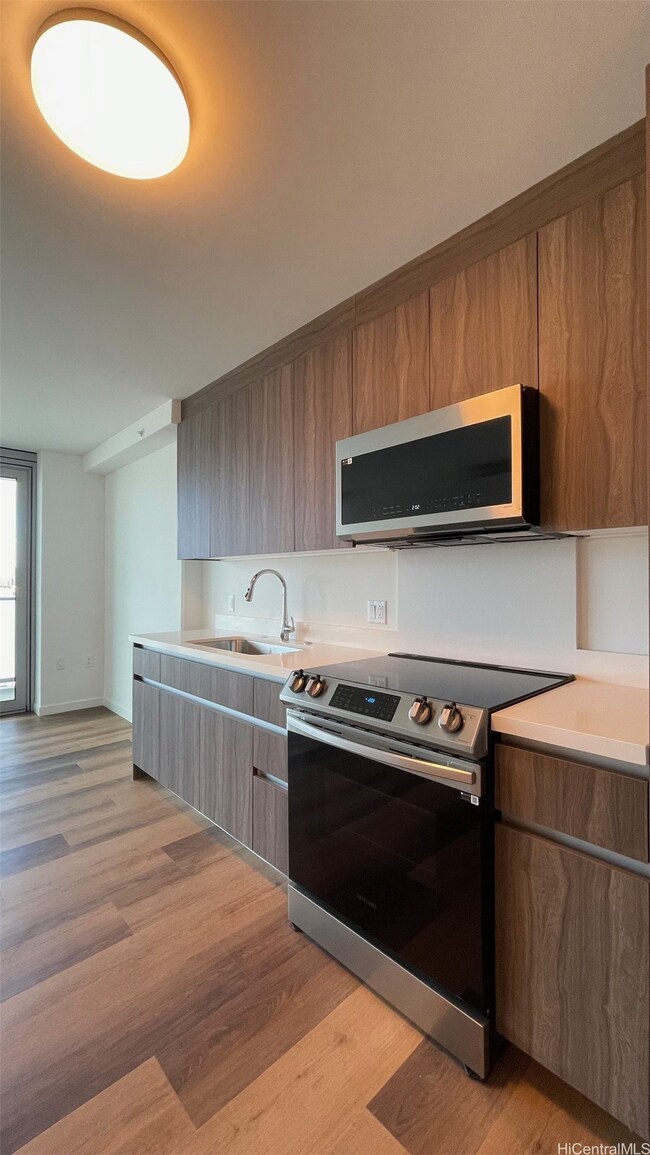 1515 Liona St unit 1708, Honolulu, HI 96814 - photo 4