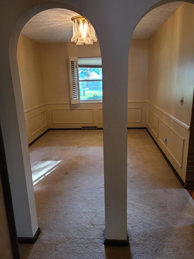 1847 Fairhaven Rd, Columbus, OH 43229 - photo 6