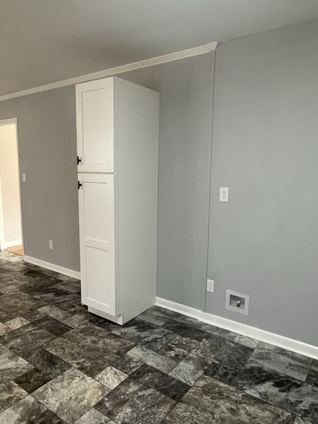 2000 Westwood Dr, Columbia, TN 38401 - photo 5