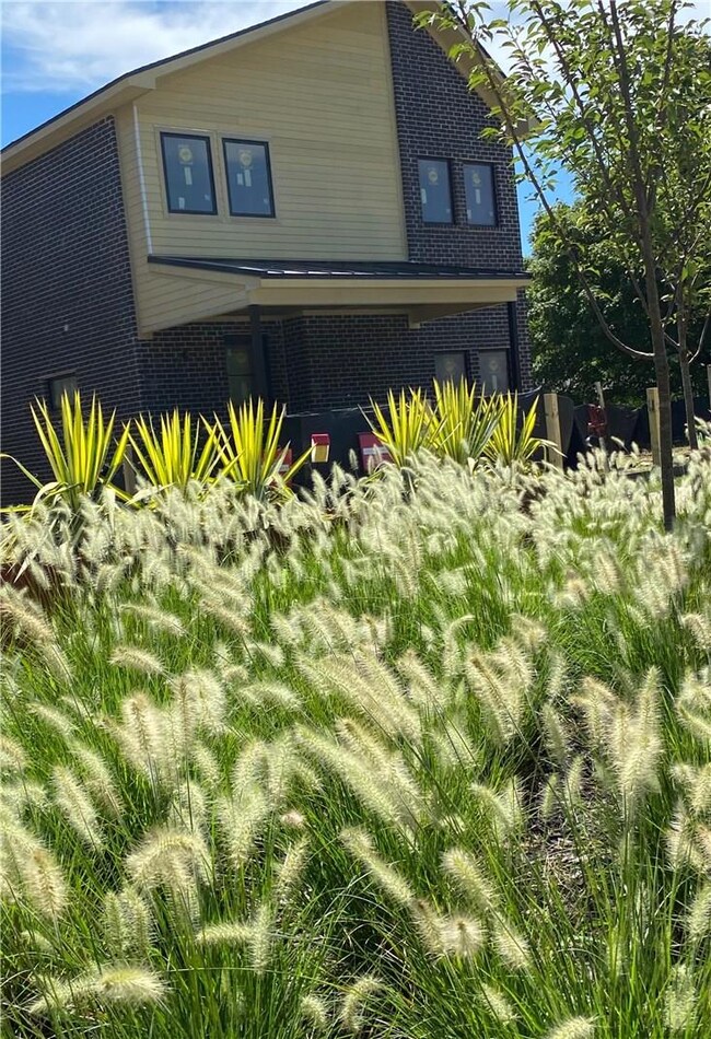 606 Bella Vista Rd, Bentonville, AR 72712 - photo 3