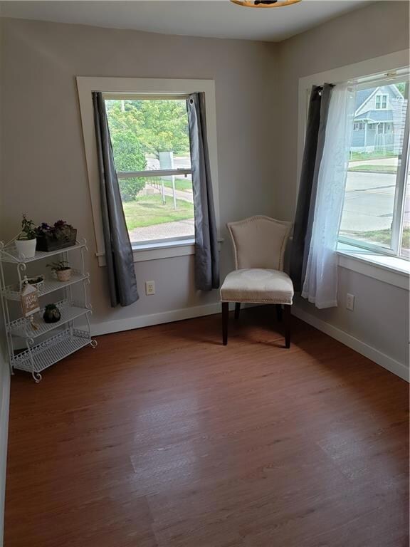 Nice sitting area when you enter the front door