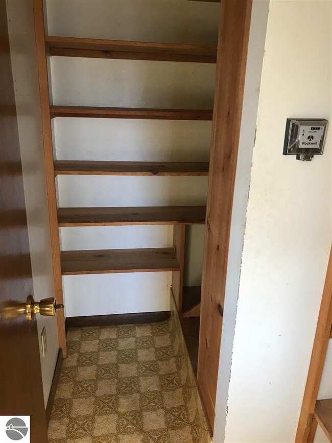 1620 Edmonds Rd, Turner, MI 48765 - photo 5