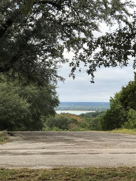 41030 Flagstone Cir, Whitney, TX 76692 - photo 2