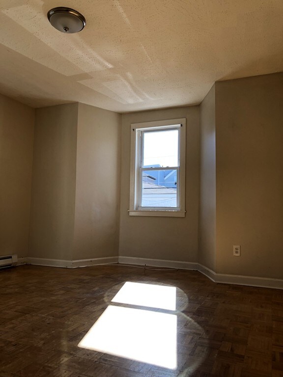 32 Wamesit St unit 1, Lowell, MA 01852 - photo 3