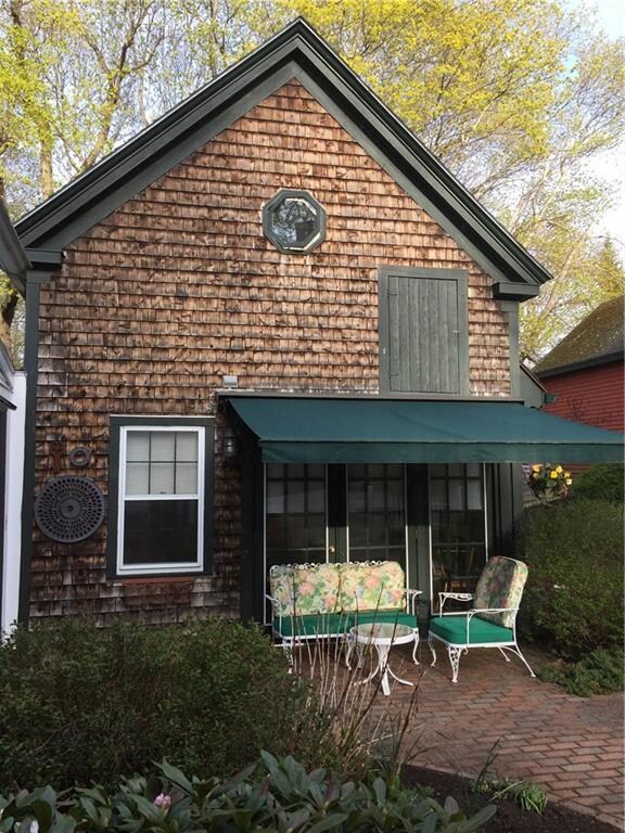 Studio with awning