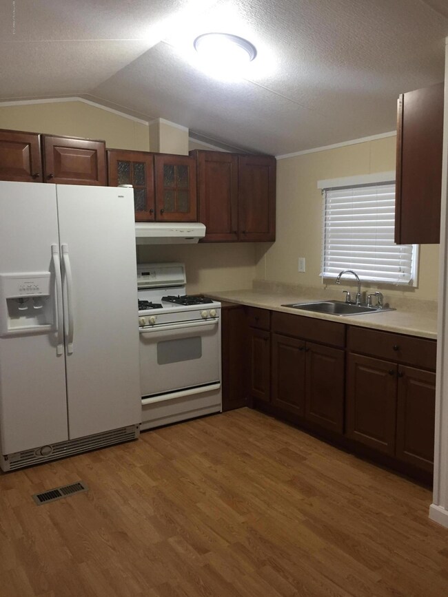 1820 New Jersey 35 unit 56, Wall Township, NJ 07719 - photo 4