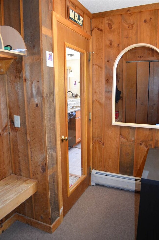 59 Lower IV unit 53B, Ludlow, VT 05149 - photo 6