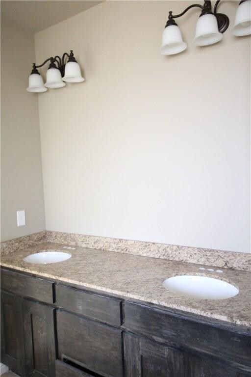 Master bathroom with his/her vanities!