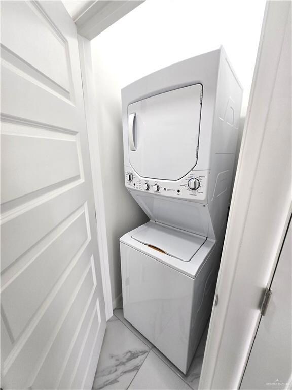 3201 Magdalena St unit 4, Mission, TX 78573 - photo 4