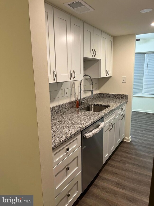 9107 Bronze Bell Cir, Columbia, MD 21045 - photo 7