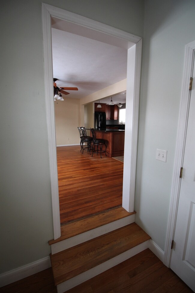 15 Simonds Rd, Portsmouth, NH 03801 - photo 5