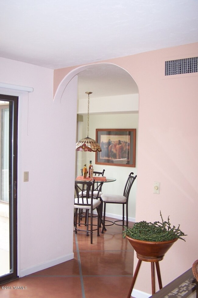 5090 N Placita Del Lazo, Tucson, AZ 85750 - photo 7