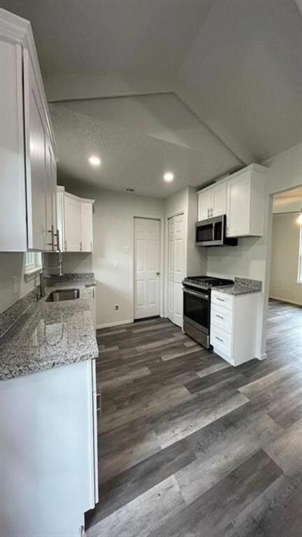 1720 E Ann Ave, Sherman, TX 75090 - photo 2