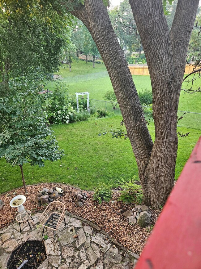 12189 Lily St NW, Coon Rapids, MN 55433 - photo 5