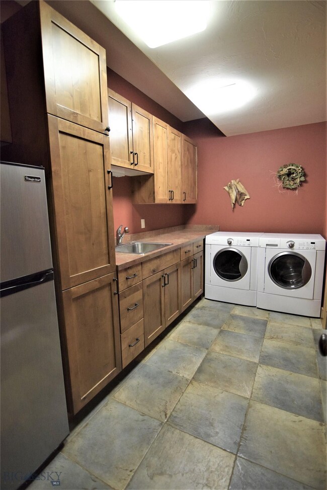 2605 Little Coyote Rd, Big Sky, MT 59716 - photo 6